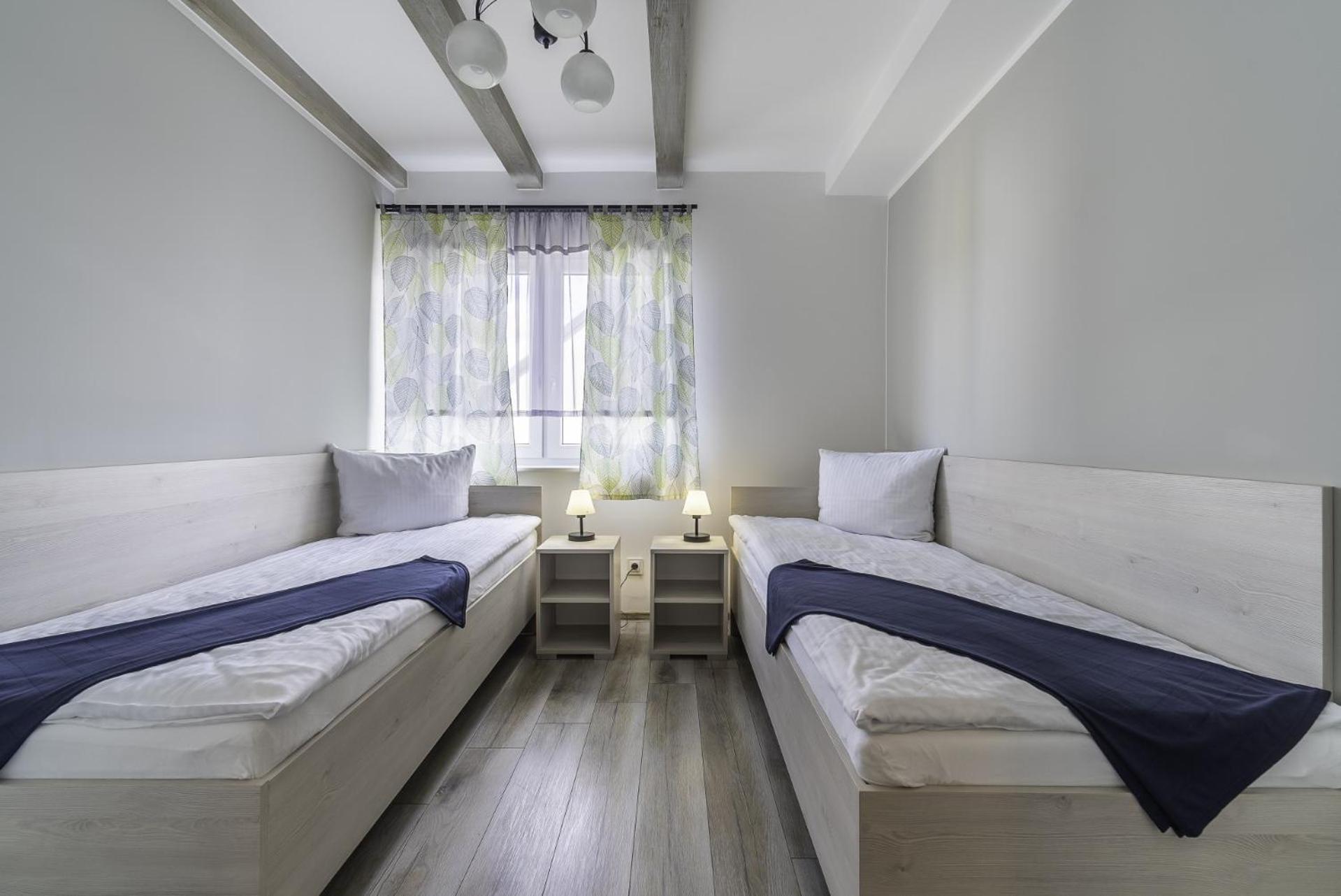 Frajda Domki - Apartamenty 6-Osobowe - Salon I Dwie Sypialnie Oraz Studia 4-Osobowe - Pokoj Z Aneksem Kuchennym Rewal Exteriör bild